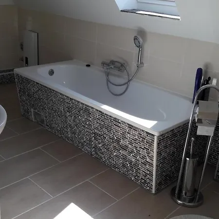 Goden-wind Apartment